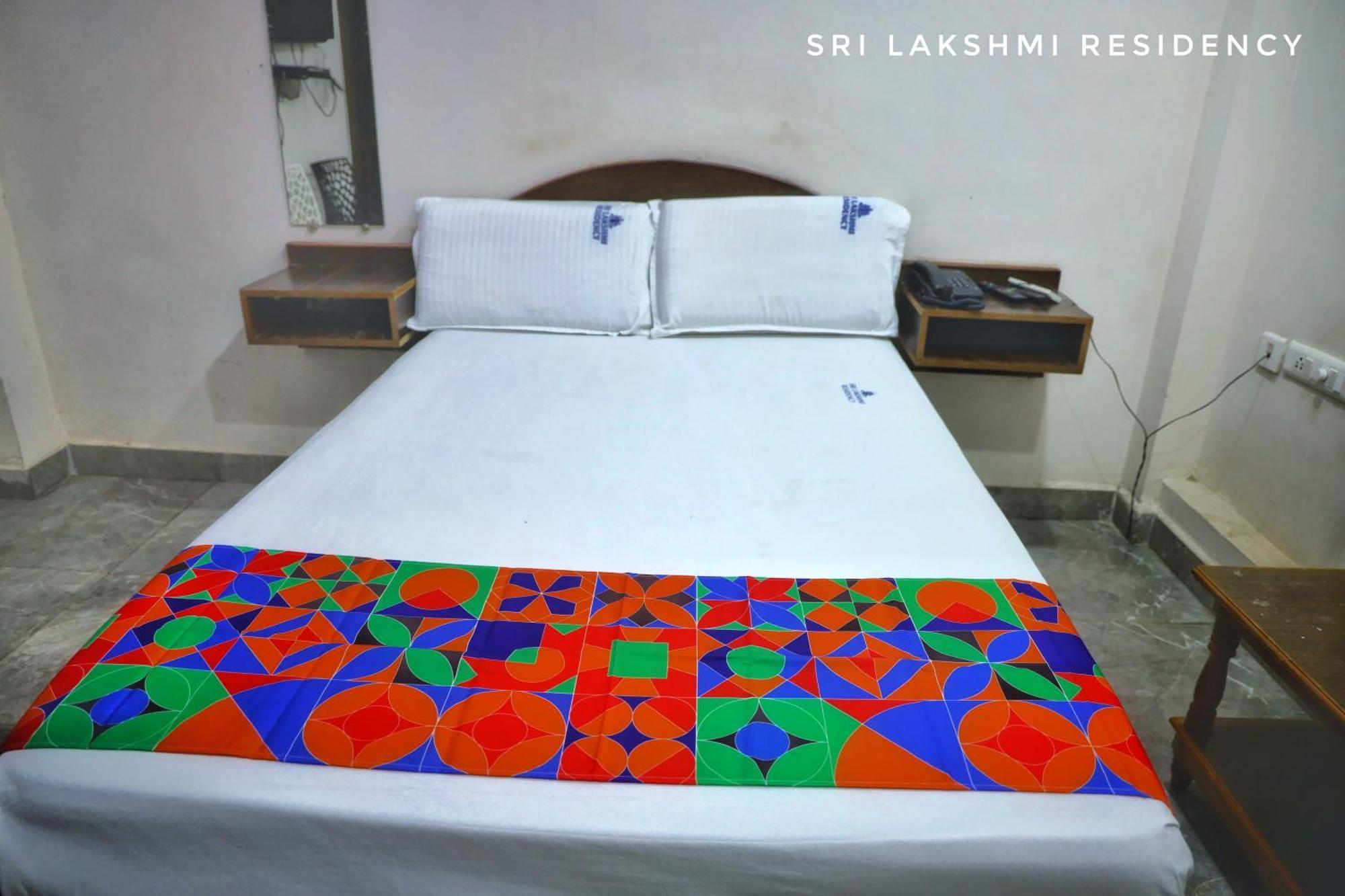 Hotel Sri Lakshmi Residency Tirupati Exterior foto